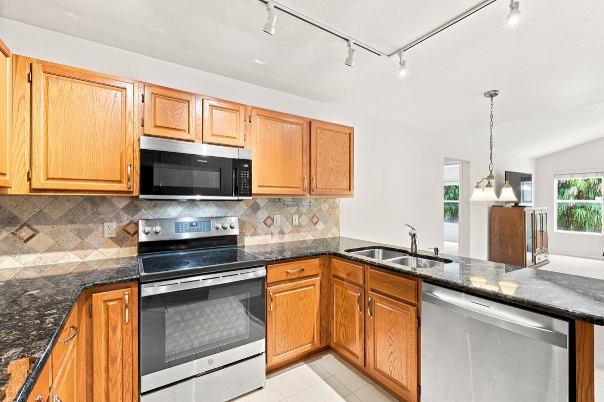 Juanpablo Sanabria: Cocina en HDR, del mismo listing